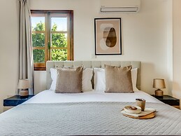 Sanders View - Dreamy 7-bdr Villa With Pool