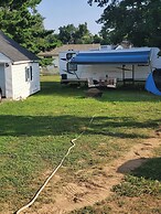 Wildwood Camper De Sleeps 6-7,