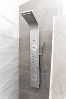 1900 Sqft House 5beds,3bath With Heated Pool,spa,bbq