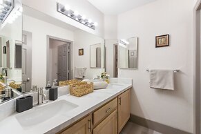 1900 Sqft House 5beds,3bath With Heated Pool,spa,bbq