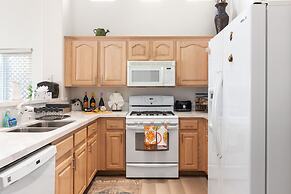 1900 Sqft House 5beds,3bath With Heated Pool,spa,bbq