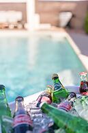 1900 Sqft House 5beds,3bath With Heated Pool,spa,bbq