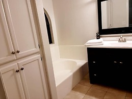 Summerlin Sensation Splash in the Pool