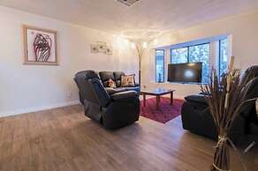 Summerlin Sensation Splash in the Pool