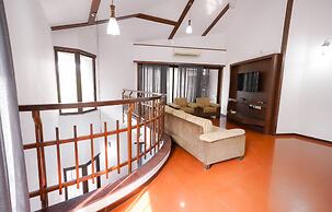 Stylish 5 Bedroom Villa With Private Pool