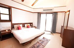 Stylish 5 Bedroom Villa With Private Pool