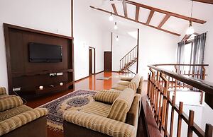 Stylish 5 Bedroom Villa With Private Pool