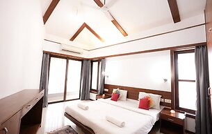 Stylish 5 Bedroom Villa With Private Pool