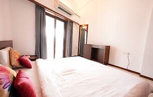 Stylish 5 Bedroom Villa With Private Pool