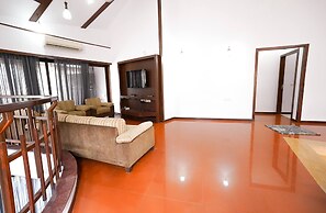 Stylish 5 Bedroom Villa With Private Pool