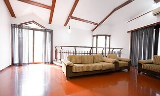 Stylish 5 Bedroom Villa With Private Pool