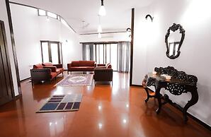 Stylish 5 Bedroom Villa With Private Pool