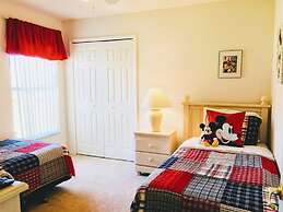 3 Bedroom Executive Pool Home With Games Room