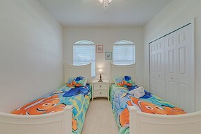 5 Bedroom Value Plus Home With Private Pool