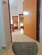 Splendid Quadruple in the Center, 2 Steps From the sea