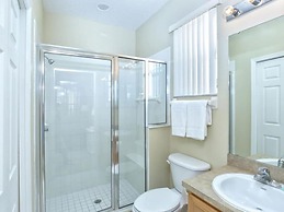 3 Bedroom Executive Pool Home With Games Room