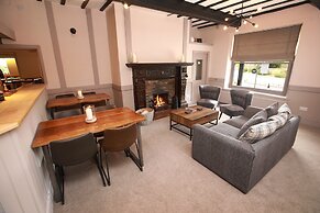 OYO Glyn Valley Hotel