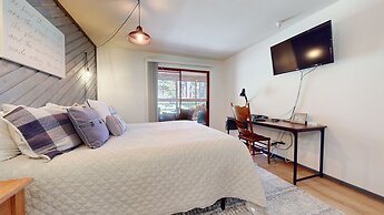 Aspen Creek #115 2 Bedroom Condo by RedAwning