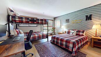 Aspen Creek #115 2 Bedroom Condo by RedAwning