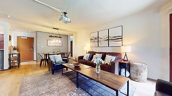 Aspen Creek #115 2 Bedroom Condo by RedAwning