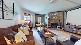 Aspen Creek #115 2 Bedroom Condo by RedAwning