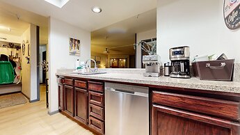 Aspen Creek #115 2 Bedroom Condo by RedAwning