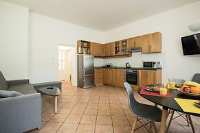 White Swan Boutique Apartments