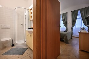White Swan Boutique Apartments