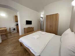 White Swan Boutique Apartments