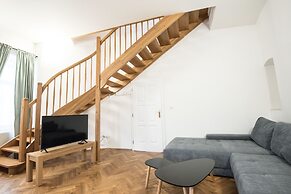 White Swan Boutique Apartments