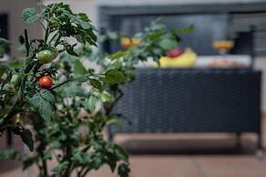 White Swan Boutique Apartments