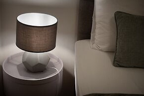 White Swan Boutique Apartments