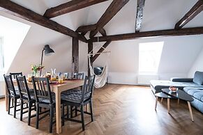 White Swan Boutique Apartments