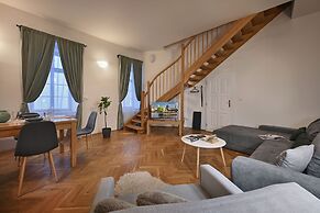 White Swan Boutique Apartments