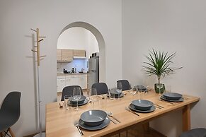 White Swan Boutique Apartments