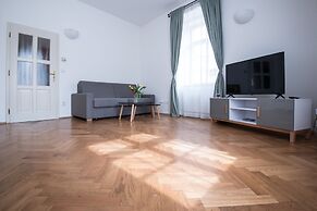 White Swan Boutique Apartments