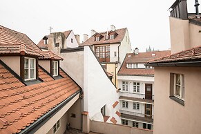 White Swan Boutique Apartments