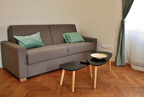 White Swan Boutique Apartments