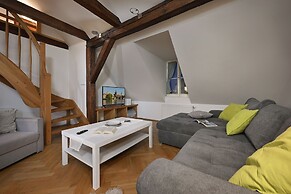 White Swan Boutique Apartments