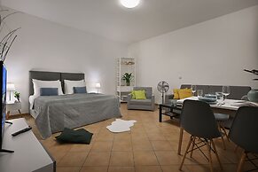 White Swan Boutique Apartments