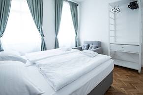 White Swan Boutique Apartments