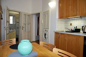 White Swan Boutique Apartments