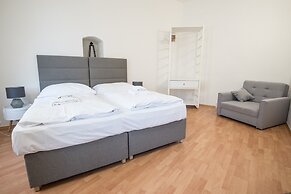 White Swan Boutique Apartments