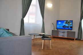 White Swan Boutique Apartments