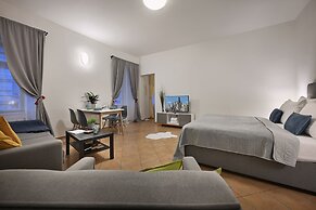 White Swan Boutique Apartments