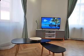 White Swan Boutique Apartments