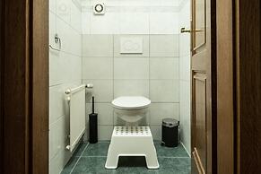 White Swan Boutique Apartments