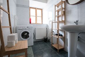 White Swan Boutique Apartments