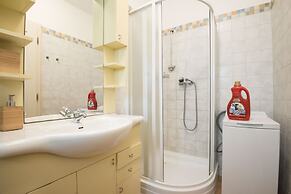 White Swan Boutique Apartments