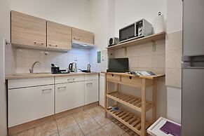 White Swan Boutique Apartments